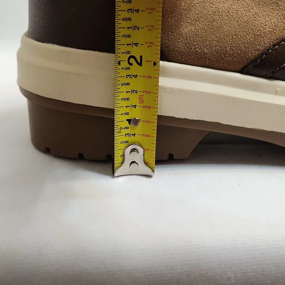 Koolaburra by UGG Tan Brown Leather Lace-up Winter boots (w size 9)
